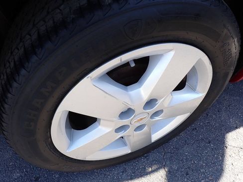 Used 2010 Chevrolet HHR LT FWD image 7