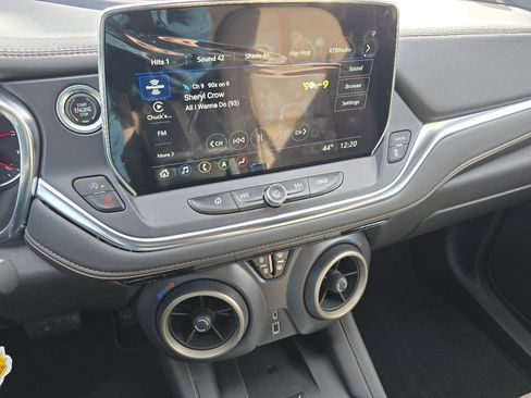 Certified 2023 Chevrolet Blazer Premier w/ Driver Confidence II Package image 39