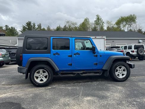 Used 2016 Jeep Wrangler Unlimited Sport w/ Quick Order Package 24S AWD/4WD image 8