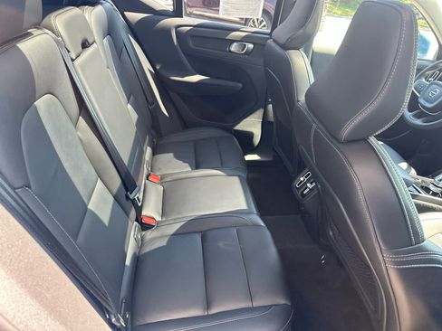 Used 2023 Volvo XC40 B5 Plus w/ Protection Package Premier AWD/4WD image 38