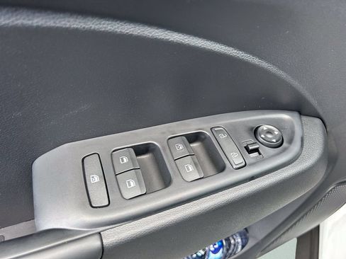 New 2026 Hyundai Venue SEL FWD image 20