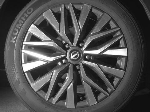 Used 2025 Nissan Altima 2.5 SV image 15