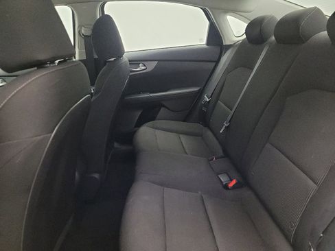 Used 2021 Kia Forte LXS FWD image 18