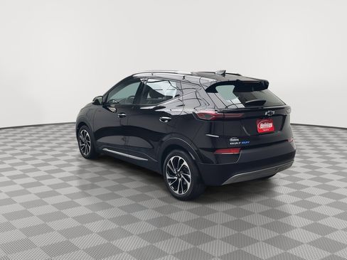 Used 2023 Chevrolet Bolt EUV Premier w/ Sun & Sound Package image 2