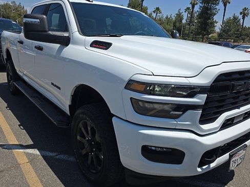Used 2025 RAM 2500 Big Horn AWD/4WD image 2