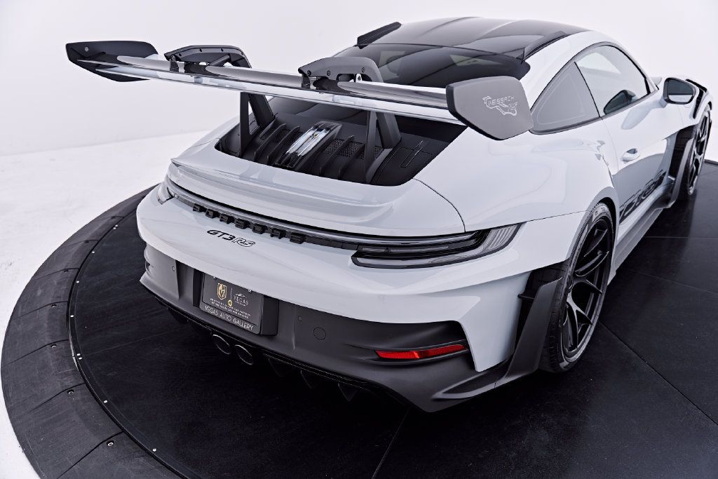 Used 2025 Porsche 911 GT3 RS RWD image 30