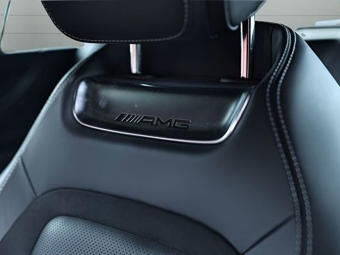 Used 2022 Mercedes-Benz AMG GT 43 image 32