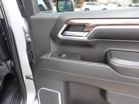 Used 2023 Chevrolet Silverado 1500 LT AWD/4WD image 27