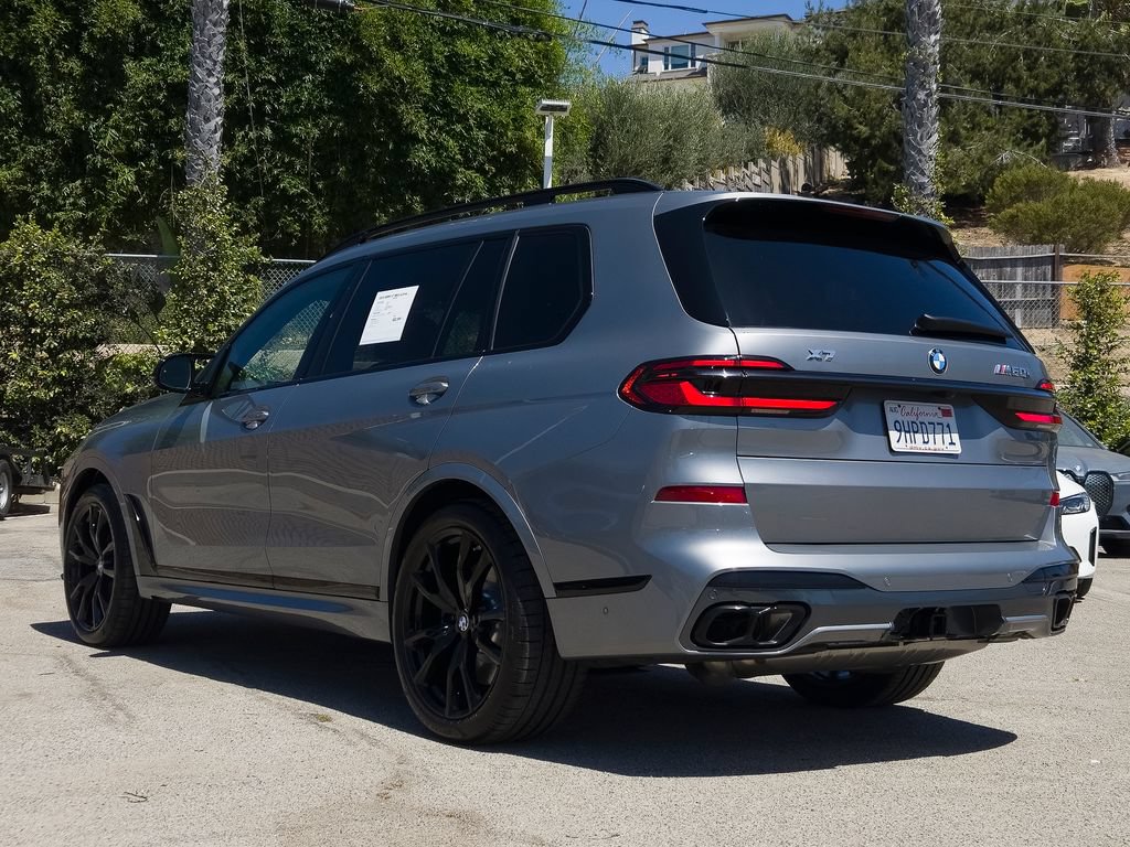 Used 2024 BMW X7 M60i w/ Climate Comfort Package AWD/4WD image 25
