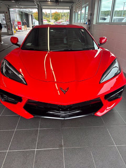 Used 2020 Chevrolet Corvette Stingray Coupe w/ 1LT RWD image 1