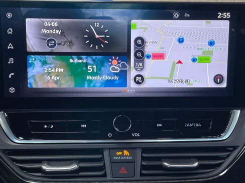 Used 2024 Nissan Altima 2.5 SR w/ SR Premium Package image 27