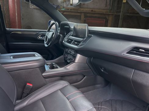 Certified 2023 Chevrolet Tahoe RST w/ Luxury Package AWD/4WD image 19
