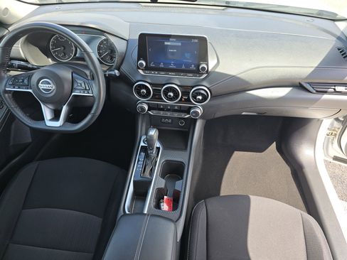 Used 2023 Nissan Sentra SV image 23