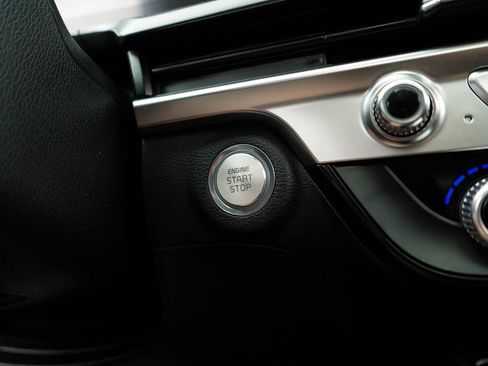 Used 2025 Kia Telluride S FWD image 30