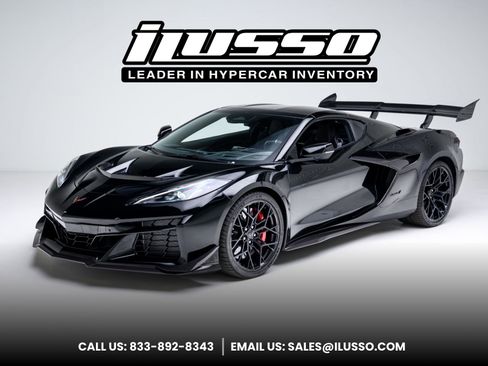 Used 2026 Chevrolet Corvette ZR1 w/ ZR1 Carbon Fiber Aero Package image 1