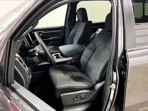 New 2026 RAM 1500 Big Horn AWD/4WD image 11