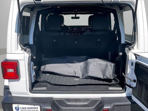 Certified 2022 Jeep Wrangler Unlimited Rubicon w/ LED Lighting Group image 26