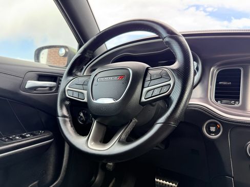 Used 2021 Dodge Charger Scat Pack w/ Plus Group RWD image 10