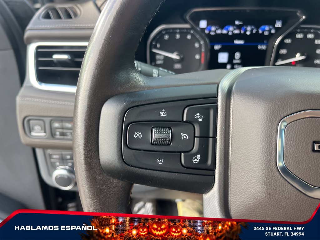 Used 2021 GMC Yukon XL Denali w/ Denali Premium Package AWD/4WD image 18