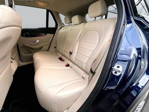 Certified 2022 Mercedes-Benz GLC 300 image 21