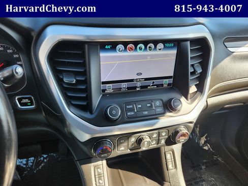 Used 2017 GMC Acadia SLT image 9