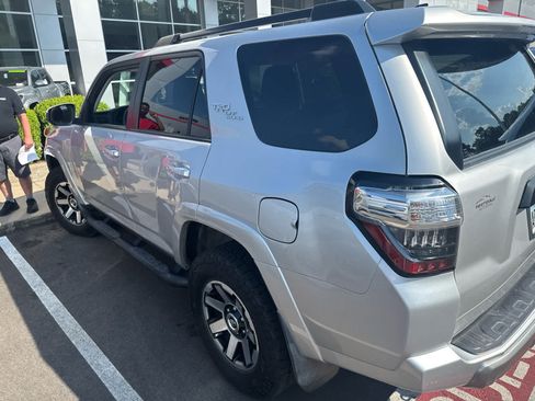 Used 2021 Toyota 4Runner TRD Off-Road AWD/4WD image 5