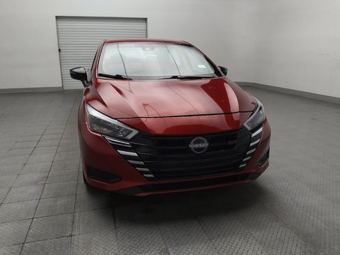 Used 2025 Nissan Versa SR FWD image 14