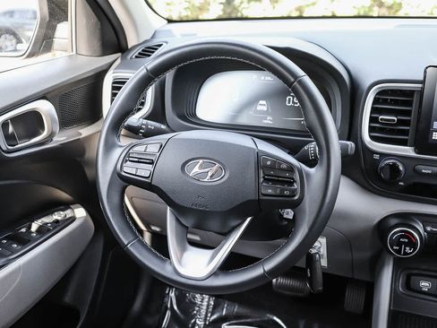 Used 2023 Hyundai Venue SEL w/ Cargo Package FWD image 16