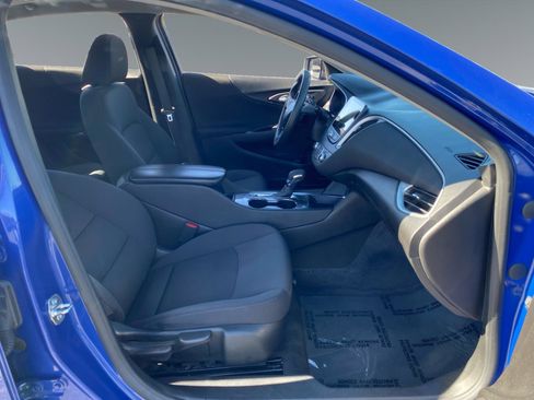 Used 2023 Chevrolet Malibu LT image 15