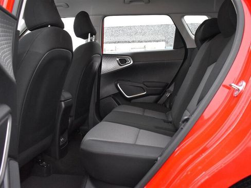 Used 2023 Kia Soul S FWD image 27
