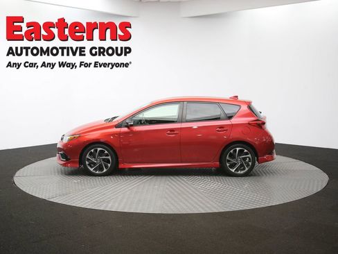 Used 2018 Toyota Corolla iM w/ Carpet Mat Package (TMS) image 57