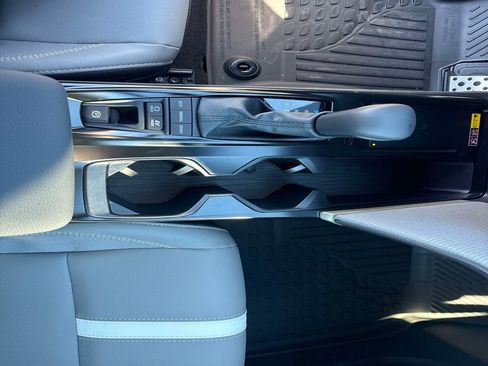 Used 2026 Toyota Camry SE w/ Convenience Package image 24