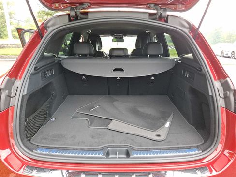 Used 2026 Mercedes-Benz GLC 300 4MATIC image 26