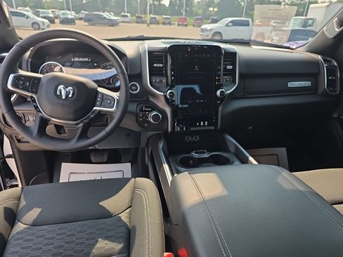 Used 2025 RAM 1500 Big Horn AWD/4WD image 14