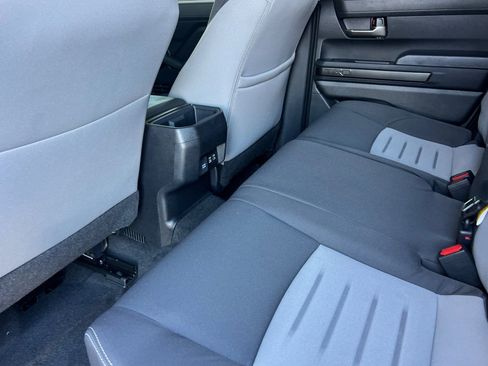 Certified 2025 Toyota Tacoma TRD Off-Road image 15