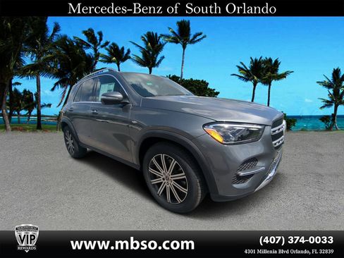 Used 2025 Mercedes-Benz GLE 450e 4MATIC image 1
