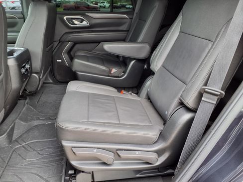 Used 2024 Chevrolet Tahoe Z71 w/ Luxury Package image 10