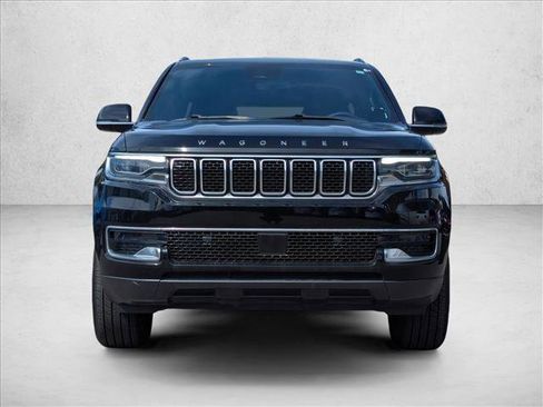 Used 2022 Jeep Wagoneer Series I AWD/4WD image 2