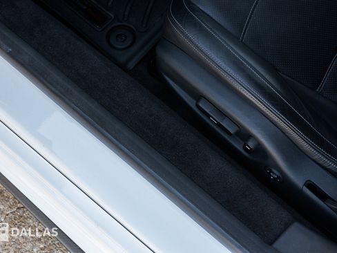 Used 2017 Acura NSX image 23