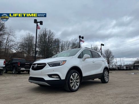 Used 2017 Buick Encore Premium image 2