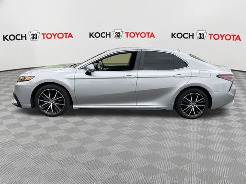 Certified 2023 Toyota Camry SE w/ Blackout Package (TMS) FWD image 4