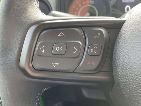 New 2025 Jeep Gladiator Sport image 13