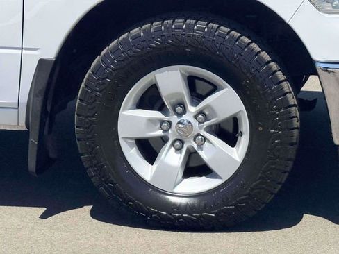 Used 2019 RAM 1500 Classic SLT w/ Protection Group AWD/4WD image 9