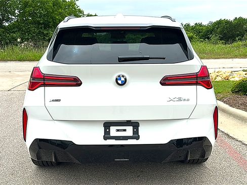 New 2026 BMW X3 xDrive30i w/ Premium Package AWD/4WD image 7