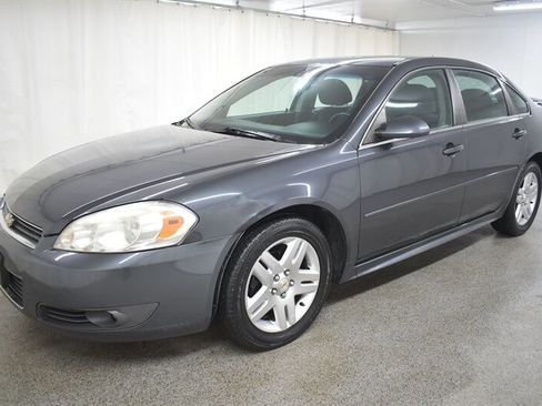 Used 2011 Chevrolet Impala LT image 3