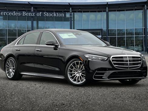 New 2026 Mercedes-Benz S 580 4MATIC Sedan image 2