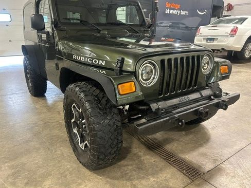 Used 2006 Jeep Wrangler Unlimited Rubicon AWD/4WD image 2