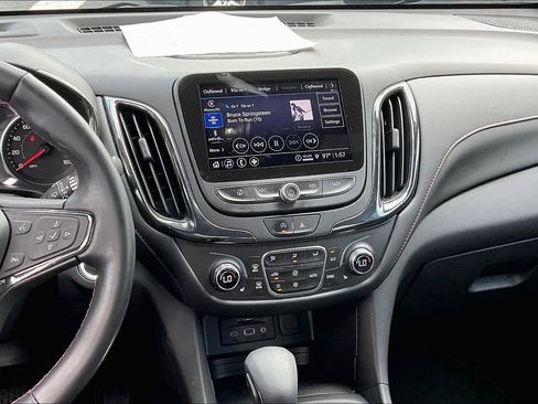 Used 2023 Chevrolet Equinox RS w/ RS Leather Package image 6