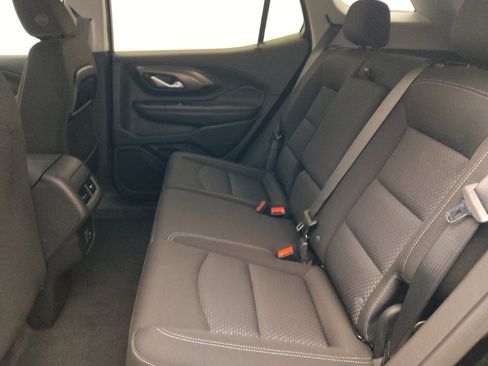 Used 2023 GMC Terrain SLE w/ Elevation Edition FWD image 18