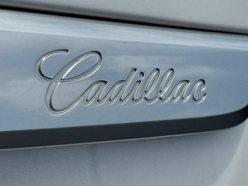 Used 2016 Cadillac XTS Luxury w/ Driver Awareness Package FWD image 11